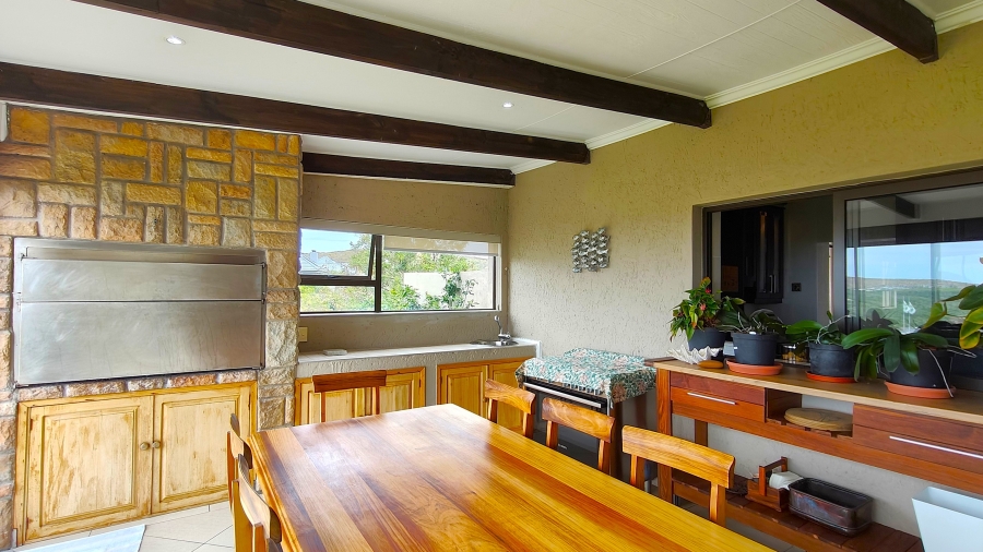 5 Bedroom Property for Sale in Num Num Cape Estate Western Cape